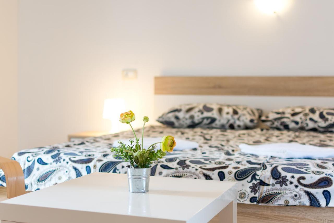 Holiday Home Olga With Pool &Pet Friendly Pula Exterior photo